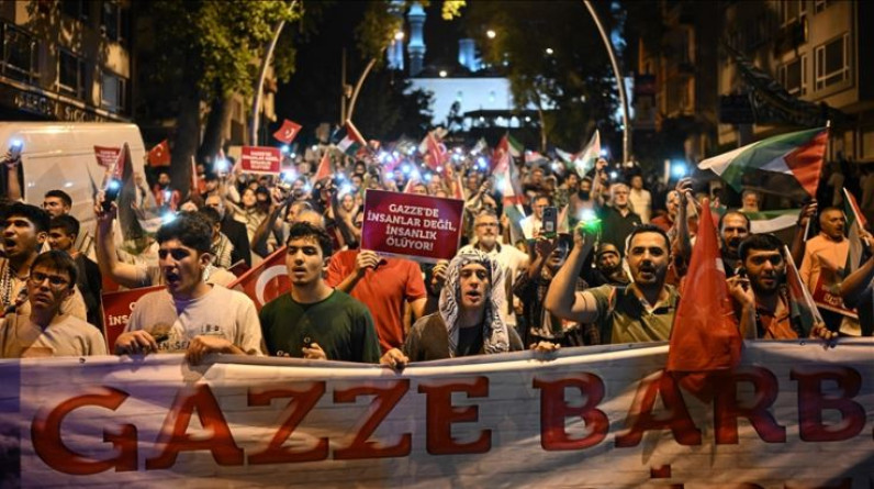 Ankara'da İsrail'in Gazze'ye yönelik saldırılarını protesto  için yürüyüş düzenlendi