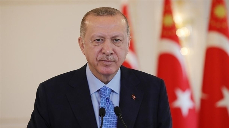الرئيس أردوغان  يهنئ بإعادة فتح مسجد "آيا صوفيا" للعبادة